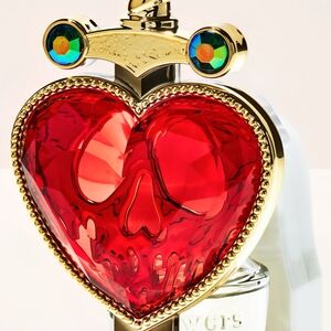 Bath & Body Works Red and Gold Heart Decor